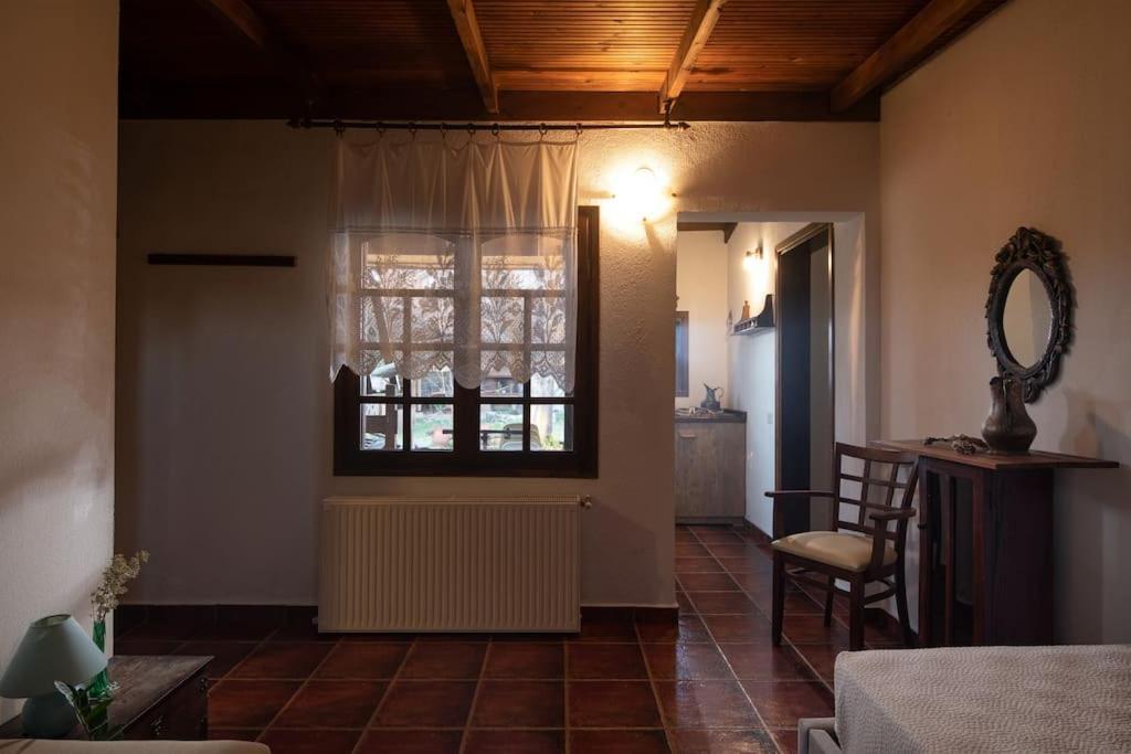 Traditionelles Appartement Athos Shadow Am Meer Paralia Sikias Exterior photo
